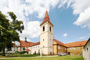Kláštěr rytířského řádu, Křížov